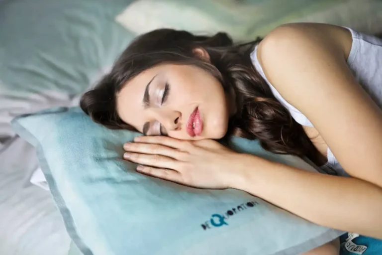Best Hairstyles to Protect Your Hair While Sleeping